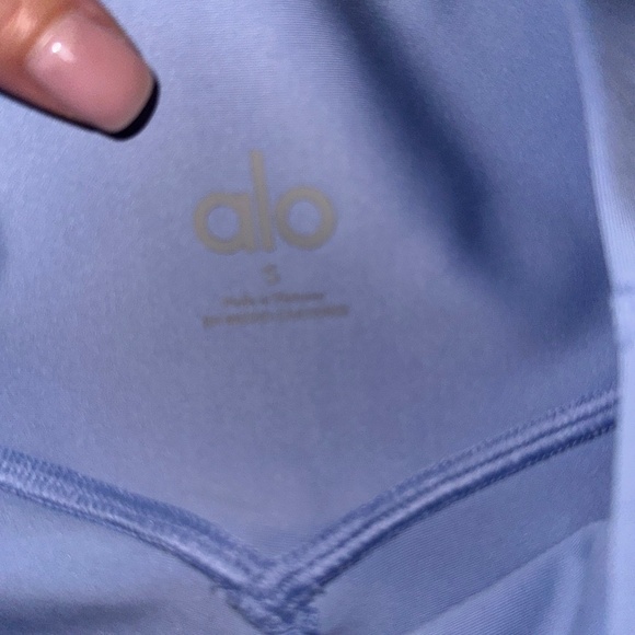 ALO 5" Airlift Energy Short - Picture 4 of 5